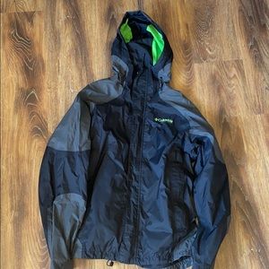 Men’s Medium Columbia Field Gear Rain Jacket